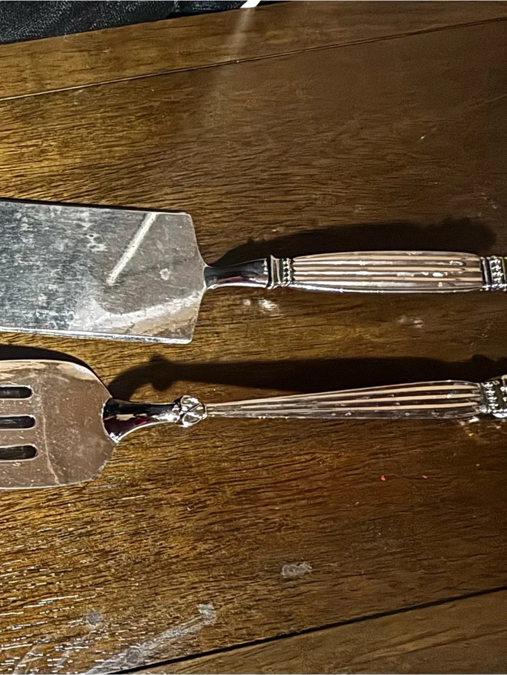 Ornate Silver Serving Spade and Fork Set - Polished Silver Finish